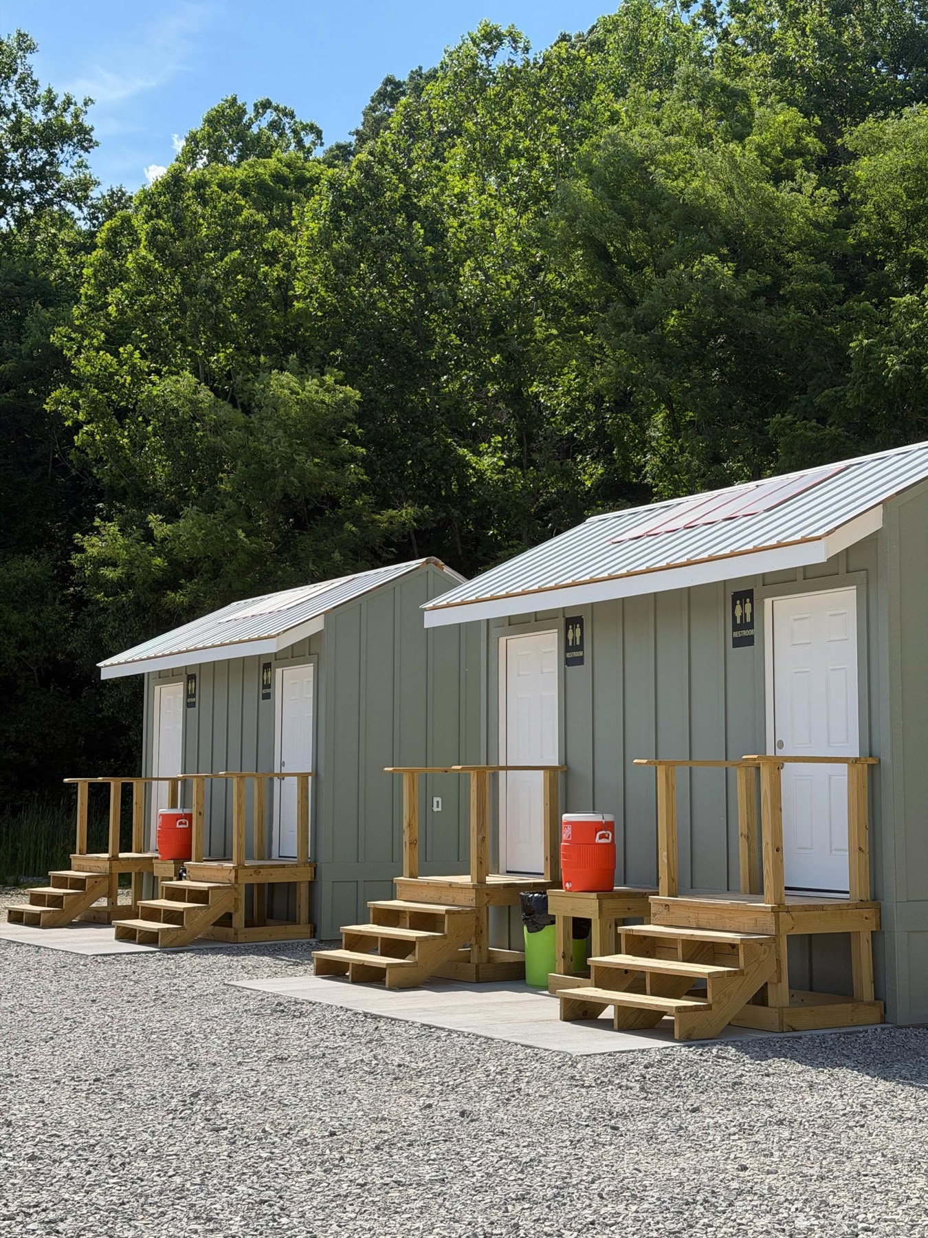 Modern restroom cabins at Bluegrass Spring